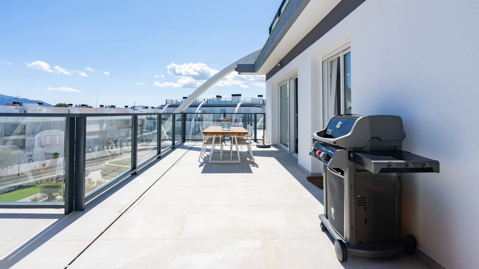 3 soveværelse Lejlighed til salg i Denia med swimmingpool - € 695.000 (Ref: 9114855)