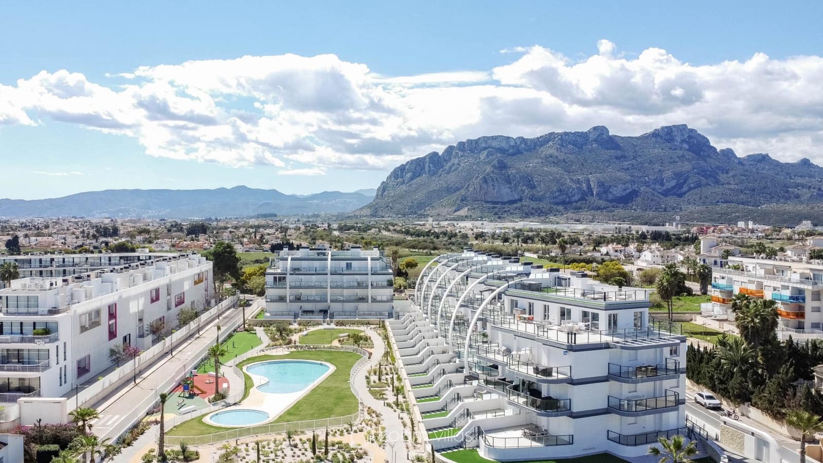 3 soveværelse Lejlighed til salg i Denia med swimmingpool - € 695.000 (Ref: 9114855)