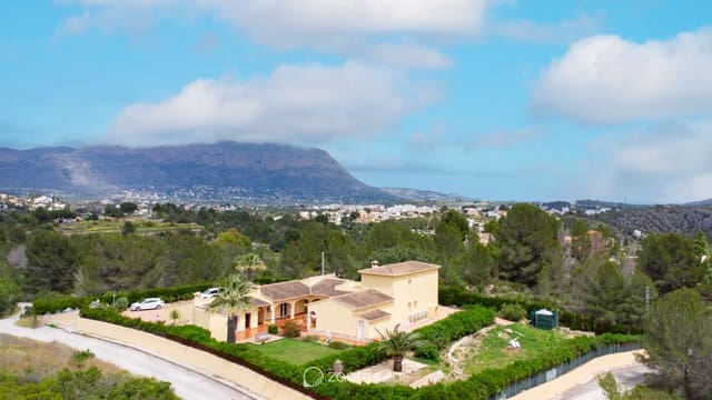 4 slaapkamer Villa te koop in Gata de Gorgos - € 659.000 (Ref: 9128905)