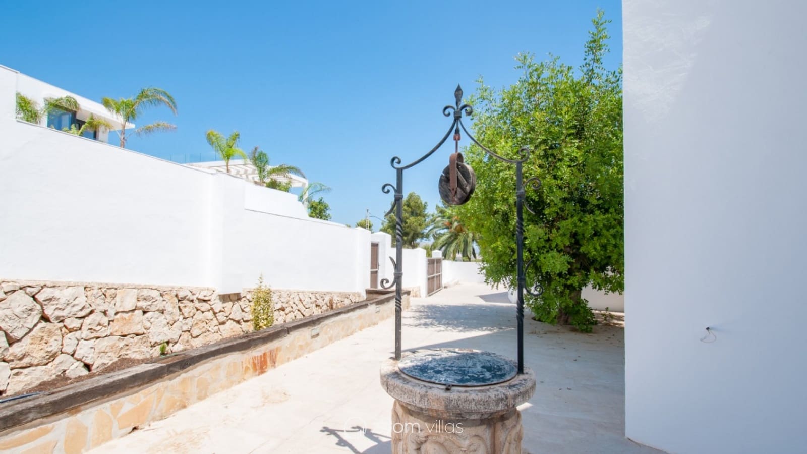 5 soveværelse Villa til salg i Moraira med swimmingpool - € 1.400.000 (Ref: 9130869)