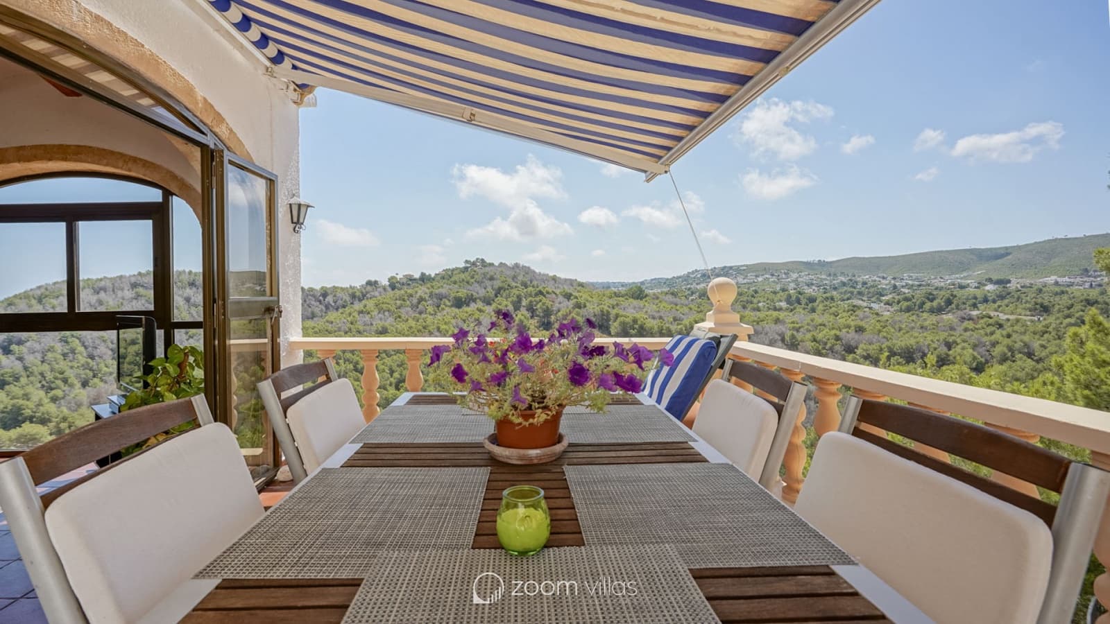 4 bedroom Villa for sale in Javea / Xabia with pool - € 749,000 (Ref: 9130873)