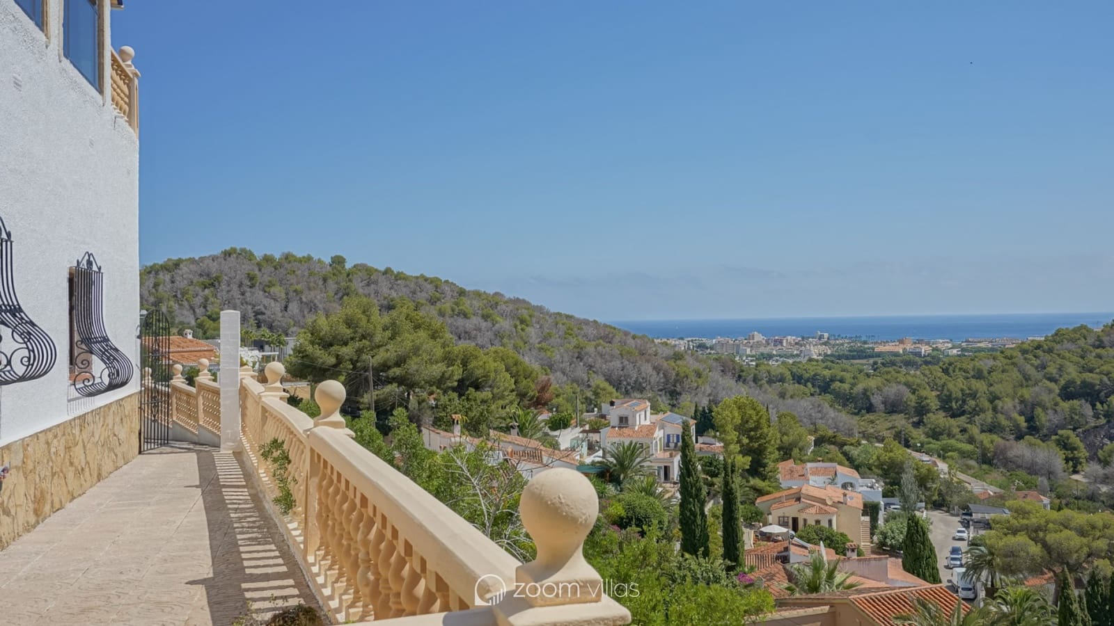 4 bedroom Villa for sale in Javea / Xabia with pool - € 749,000 (Ref: 9130873)