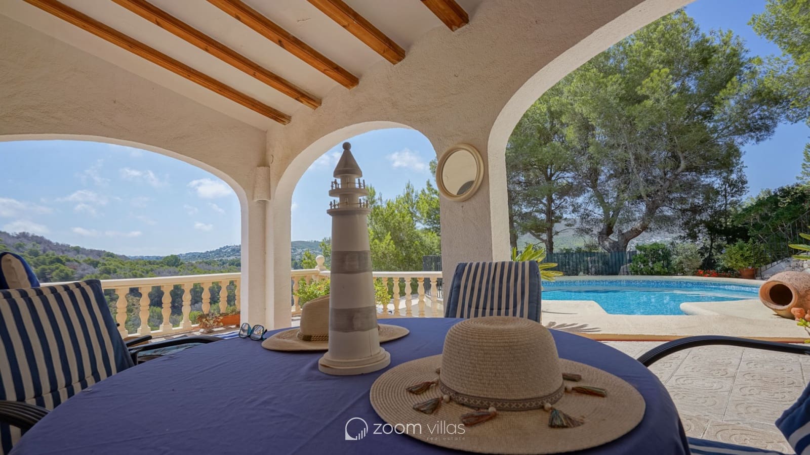4 bedroom Villa for sale in Javea / Xabia with pool - € 749,000 (Ref: 9130873)