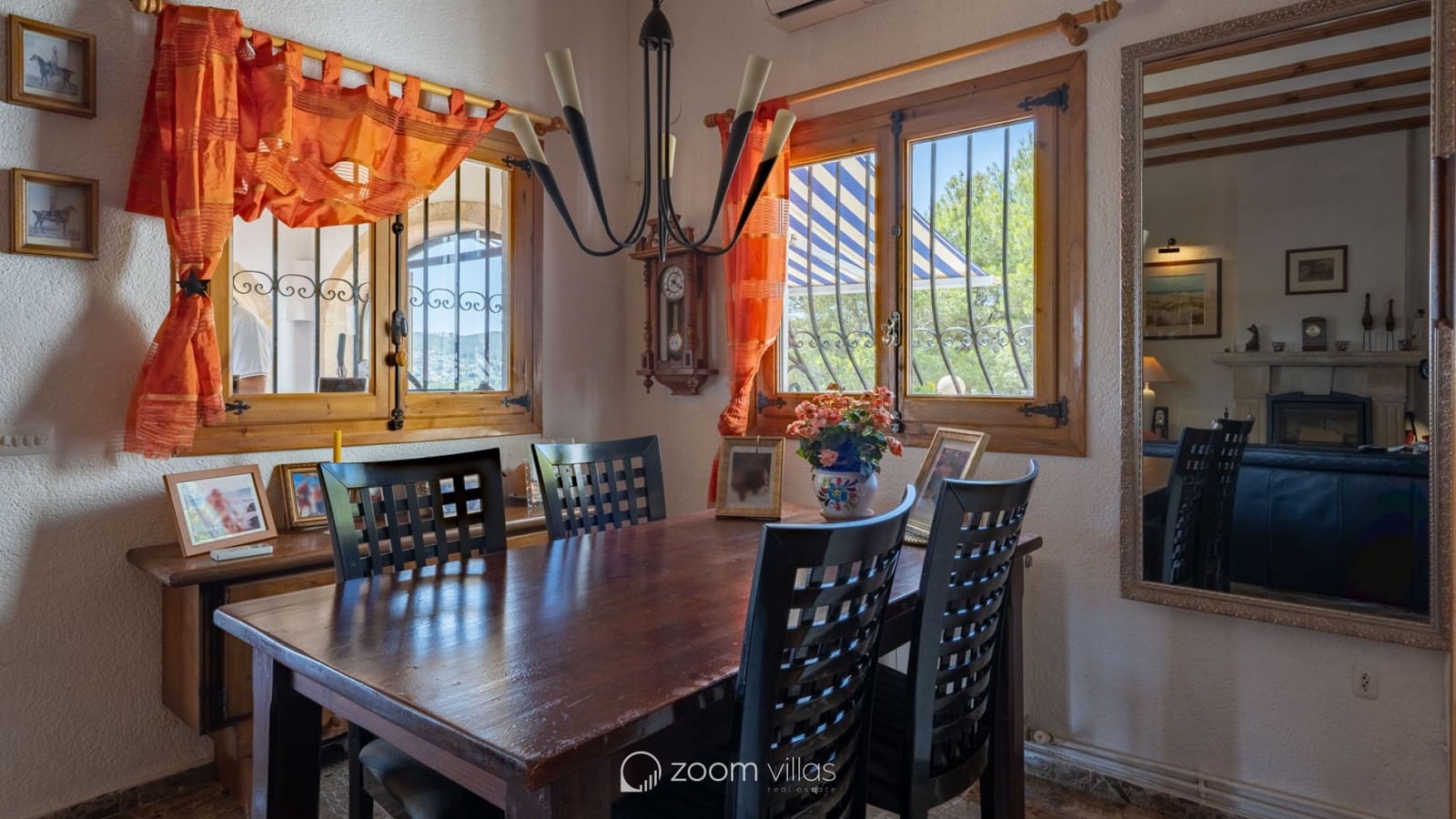 4 bedroom Villa for sale in Javea / Xabia with pool - € 749,000 (Ref: 9130873)