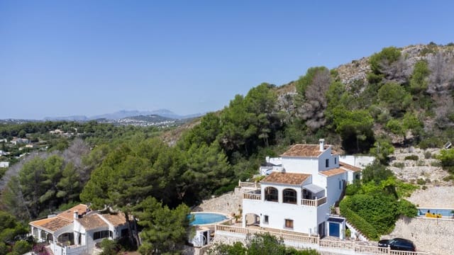 4 soveværelse Villa til salg i Partides comunes - Adsubia, Javea / Xàbia med swimmingpool - € 795.000 (Ref: 9130873)