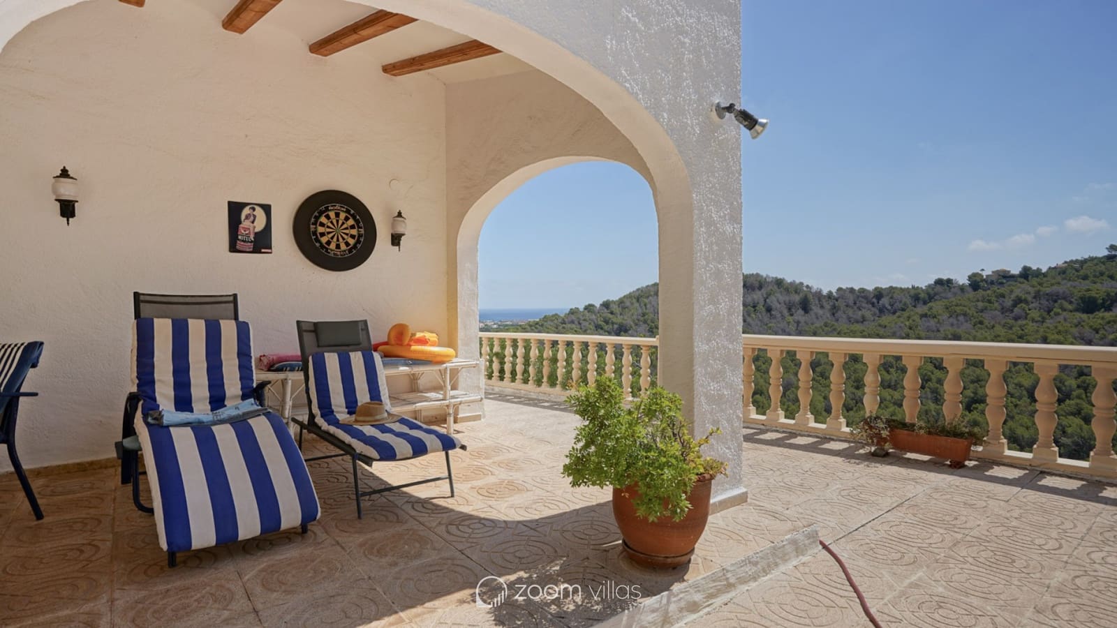 4 bedroom Villa for sale in Javea / Xabia with pool - € 749,000 (Ref: 9130873)