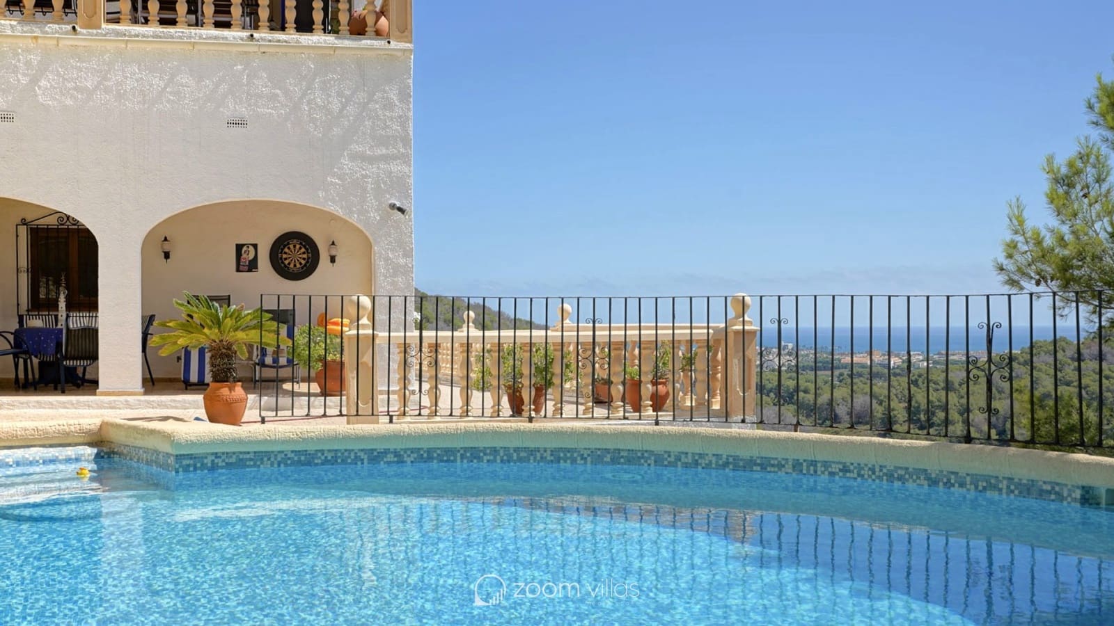 4 bedroom Villa for sale in Javea / Xabia with pool - € 749,000 (Ref: 9130873)