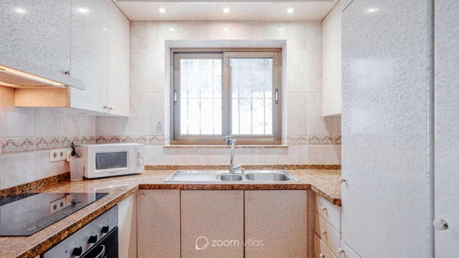 3 bedroom Villa for sale in Benissa with pool - € 690,000 (Ref: 9150434)