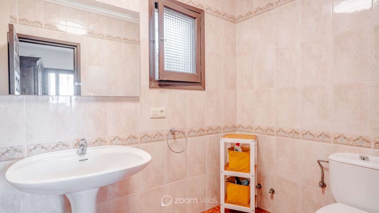 3 bedroom Villa for sale in Benissa with pool - € 690,000 (Ref: 9150434)