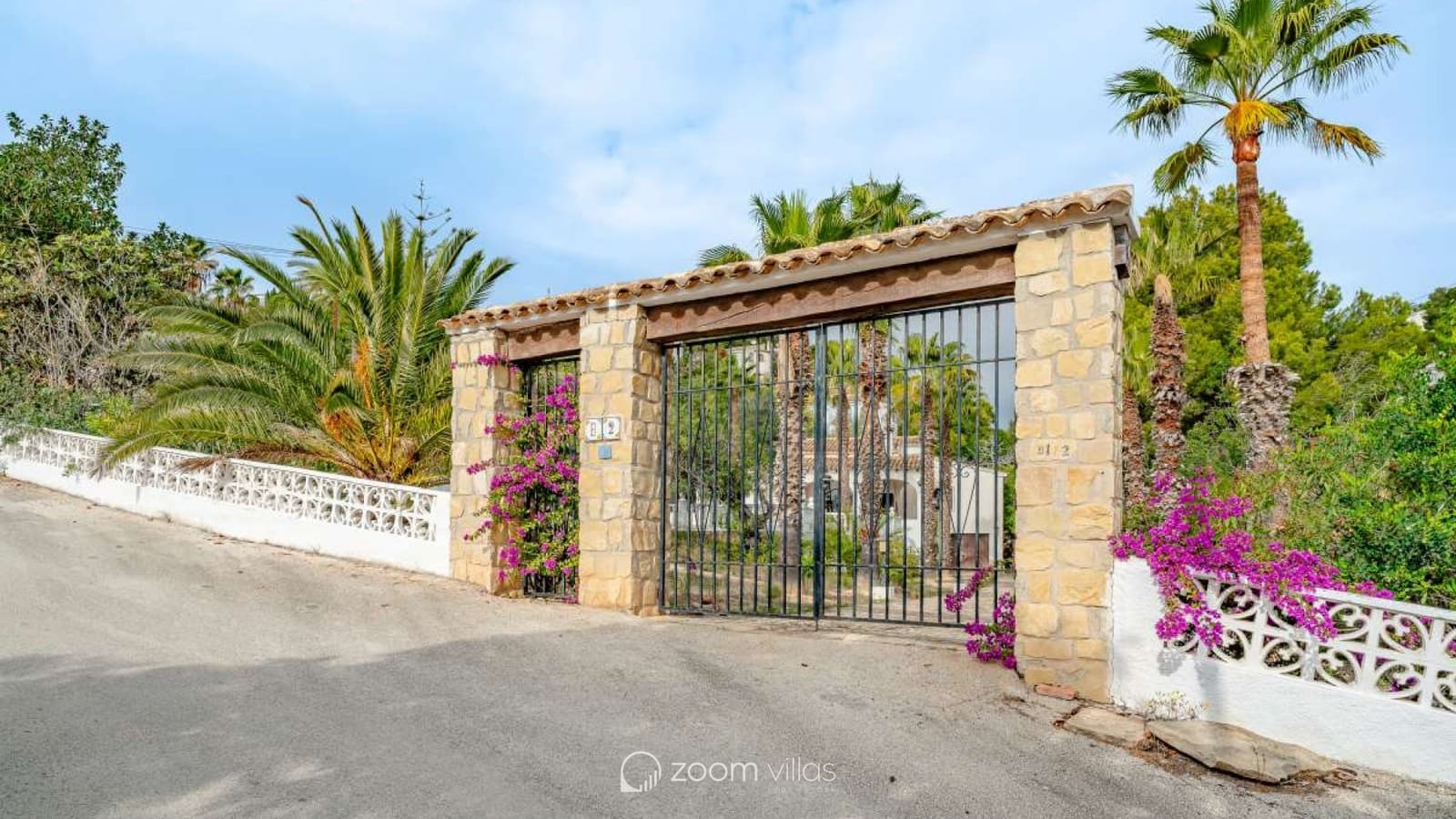 3 bedroom Villa for sale in Benissa with pool - € 690,000 (Ref: 9150434)