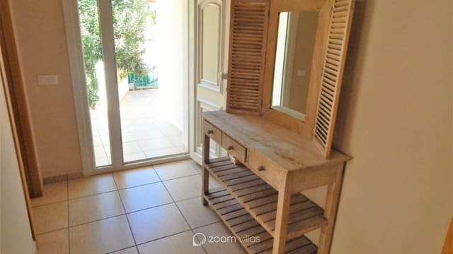 Chalet de 5 habitaciones en Casco Urbano, Teulada-Moraira en venta con piscina - 895.000 € (Ref: 9150772)