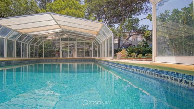 6 slaapkamer Villa te koop in Las Rotas / Les Rotes, Dénia met zwembad - € 1.850.000 (Ref: 9162493)