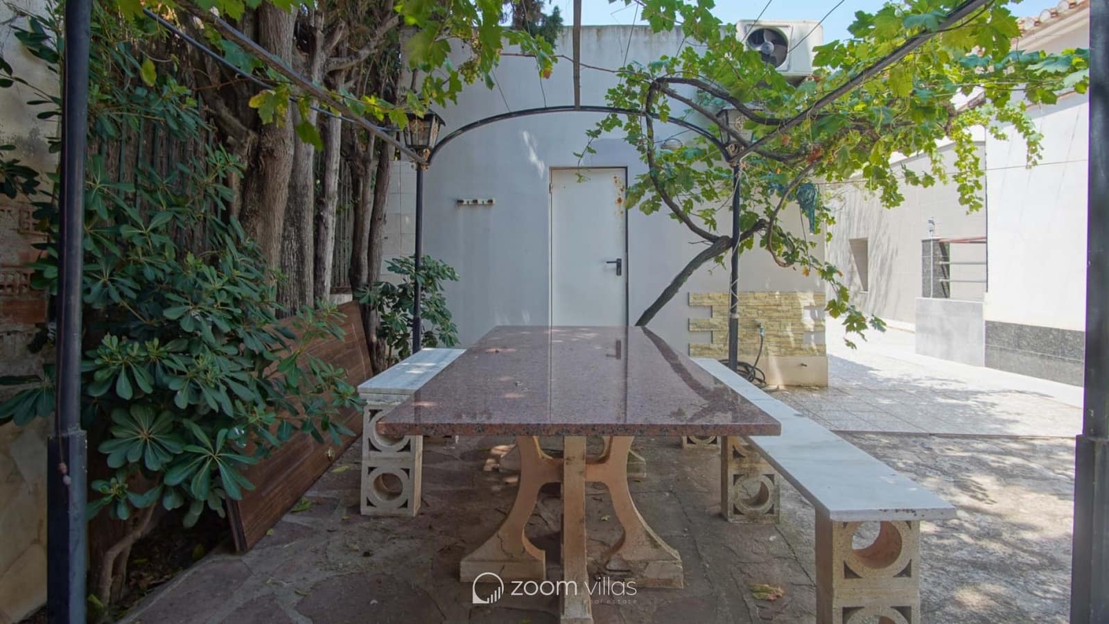 6 soverom Villa til salgs i Denia med svømmebasseng - € 1 850 000 (Ref: 9162493)