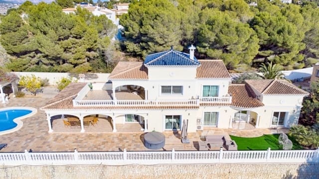 5 Zimmer Villa zu verkaufen in Moraira, Teulada-Moraira mit Pool - 2.450.000 € (Ref: 9180097)