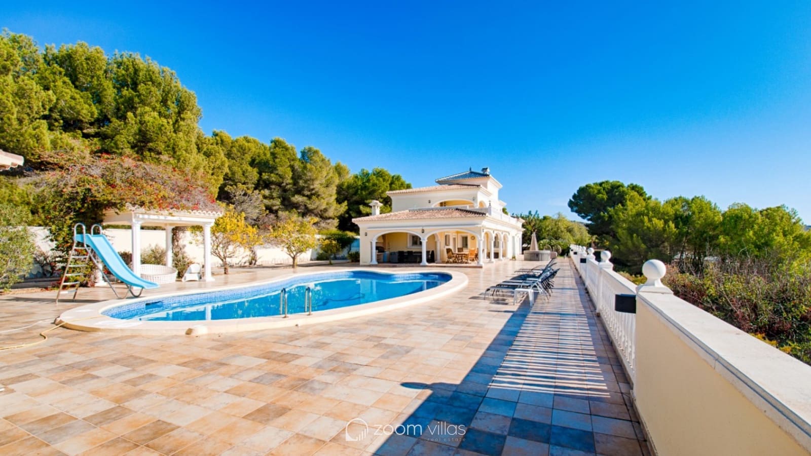 5 Zimmer Villa zu verkaufen in Moraira mit Pool - 2.450.000 € (Ref: 9180097)