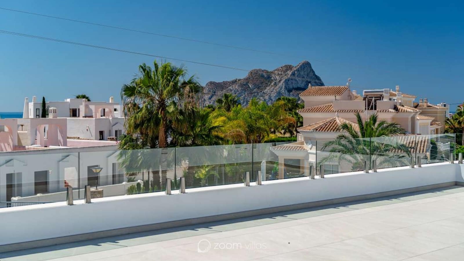 4 bedroom Villa for sale in Calpe / Calp with pool - € 1,599,000 (Ref: 9181487)