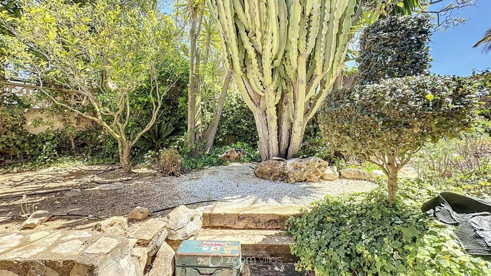 3 bedroom Villa for sale in Benitachell / Benitatxell with pool - € 850,000 (Ref: 9184239)