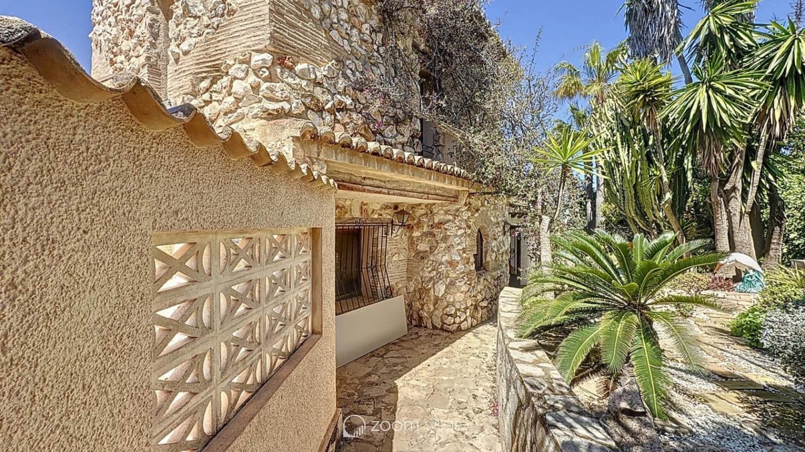 3 bedroom Villa for sale in Benitachell / Benitatxell with pool - € 850,000 (Ref: 9184239)