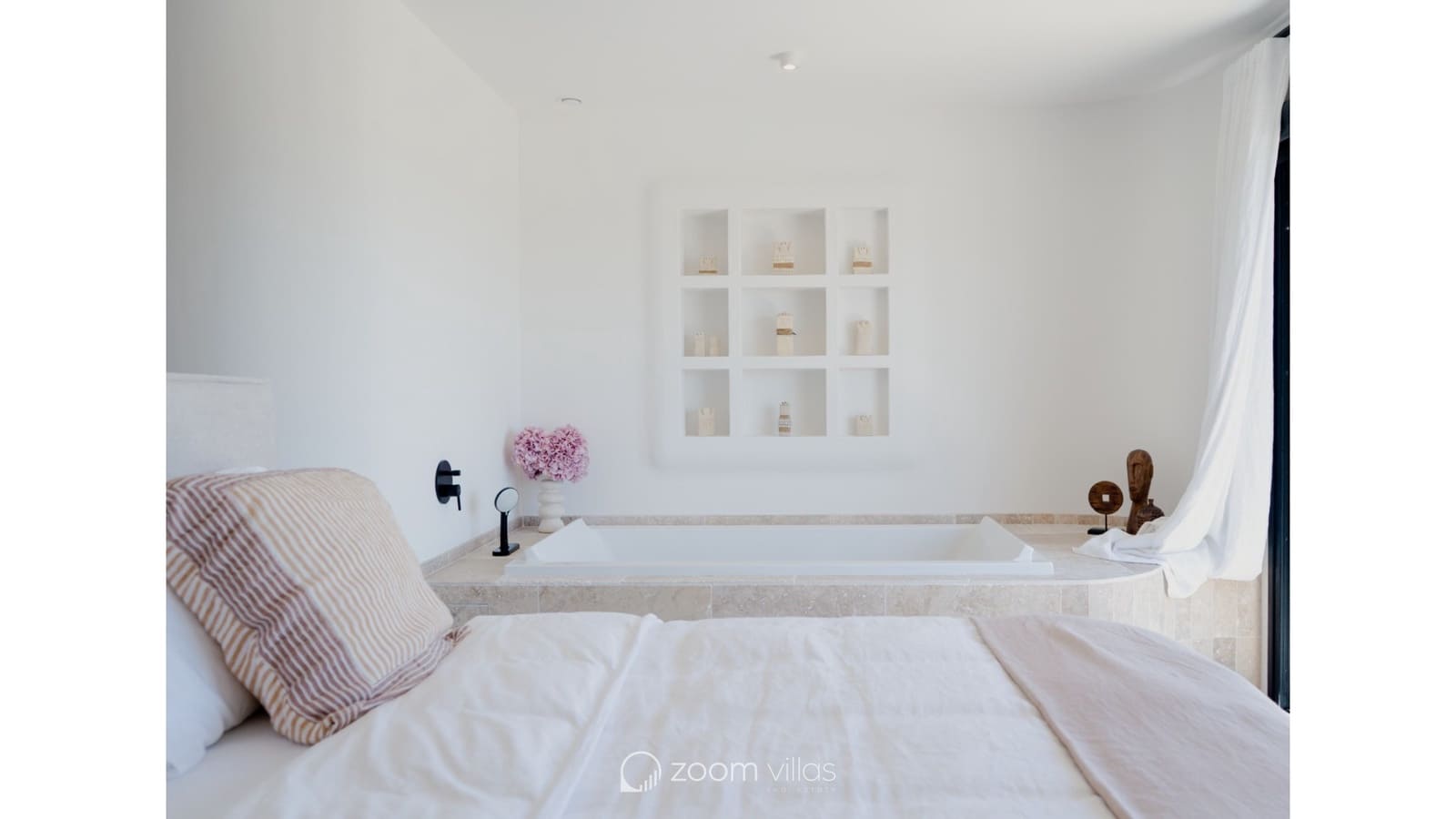 3 slaapkamer Villa te koop in Moraira met zwembad - € 3.950.000 (Ref: 9184877)