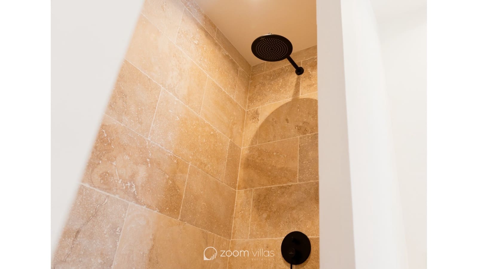 3 slaapkamer Villa te koop in Moraira met zwembad - € 3.950.000 (Ref: 9184877)