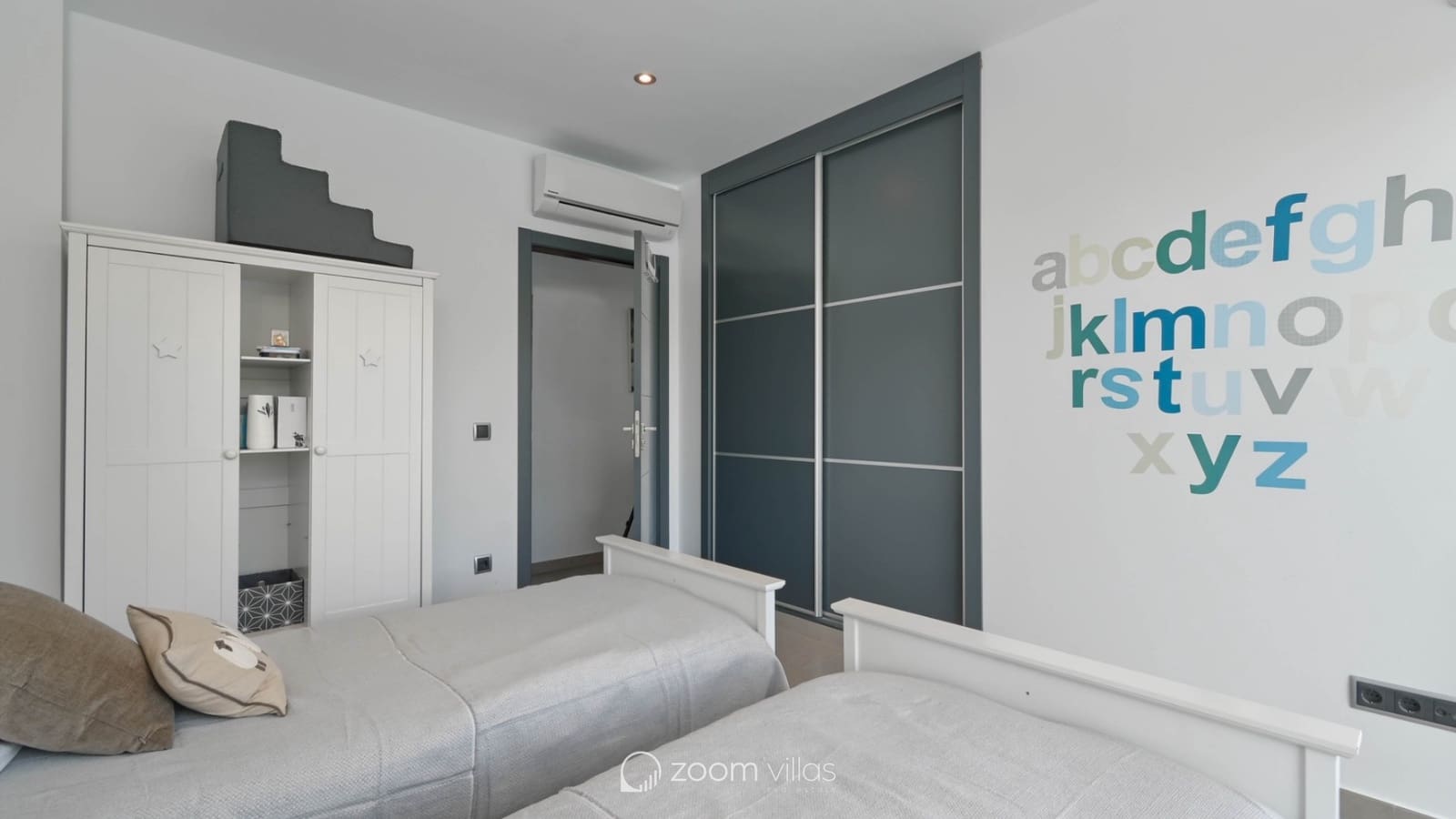 5 slaapkamer Villa te koop in Moraira met zwembad garage - € 1.450.000 (Ref: 9187477)