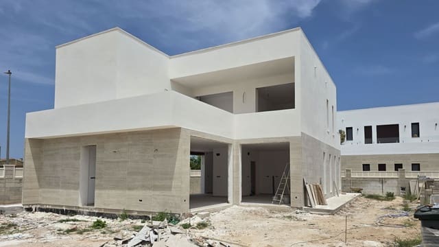 3 bedroom Villa for sale in Dénia - € 695,000 (Ref: 9187478)