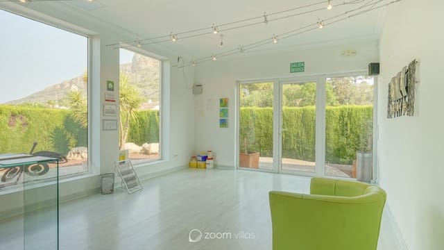 4 bedroom Villa for sale in Partida Tosal - Zona del Castellans, Javea / Xàbia - € 795,000 (Ref: 9192828)