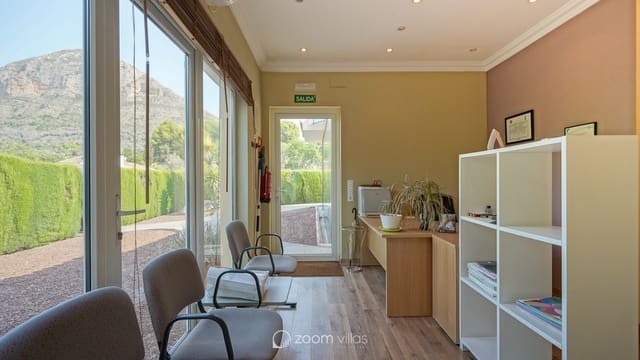 4 bedroom Villa for sale in Partida Tosal - Zona del Castellans, Javea / Xàbia - € 795,000 (Ref: 9192828)