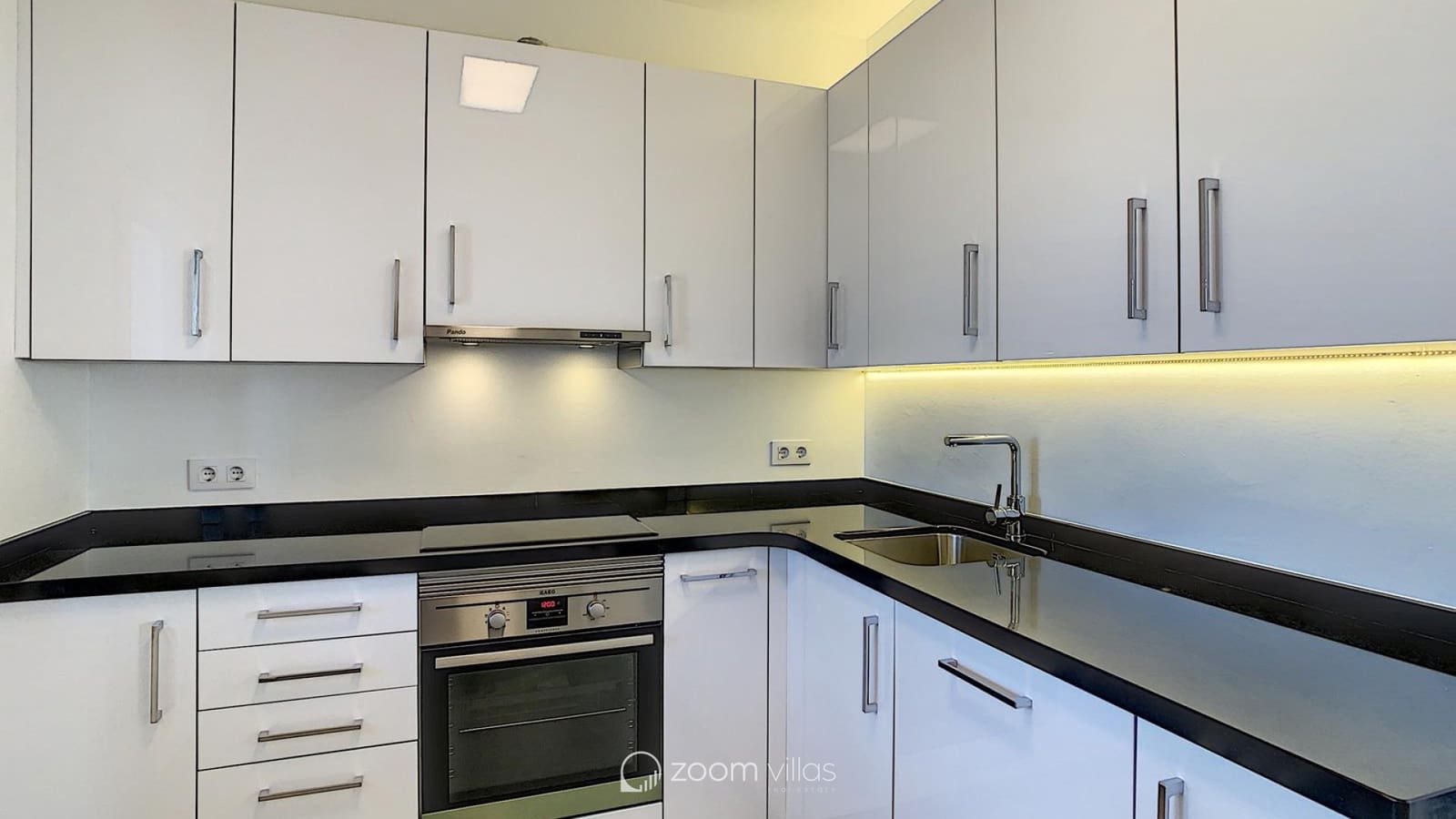 5 soverom Villa til salgs i Benitachell / Benitatxell med svømmebasseng - € 1 490 000 (Ref: 9199410)