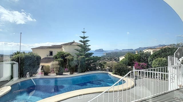 5 soverom Villa til salgs i Benitachell / Benitatxell med svømmebasseng - € 1 490 000 (Ref: 9199410)