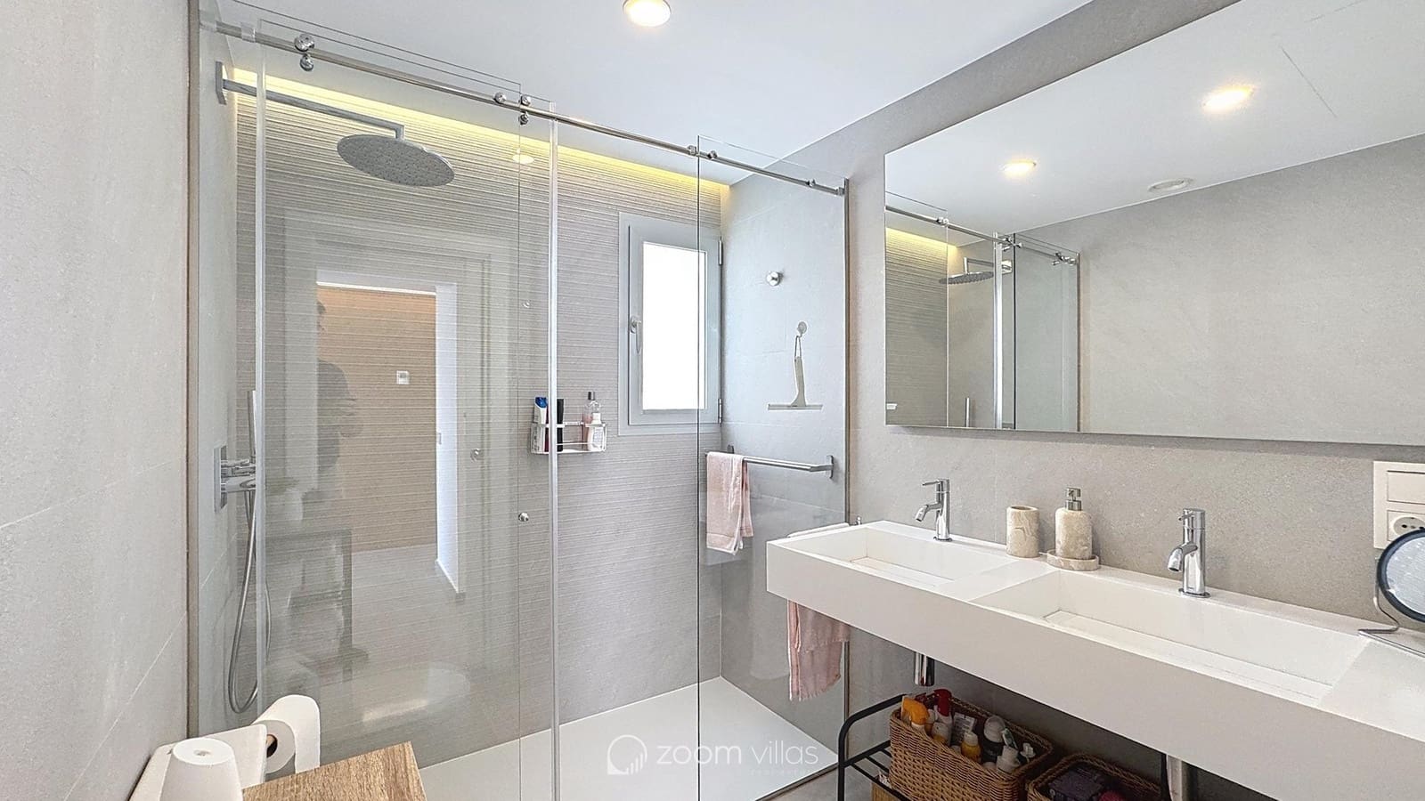 3 bedroom Villa for sale in Benitachell / Benitatxell with pool - € 1,350,000 (Ref: 9199412)