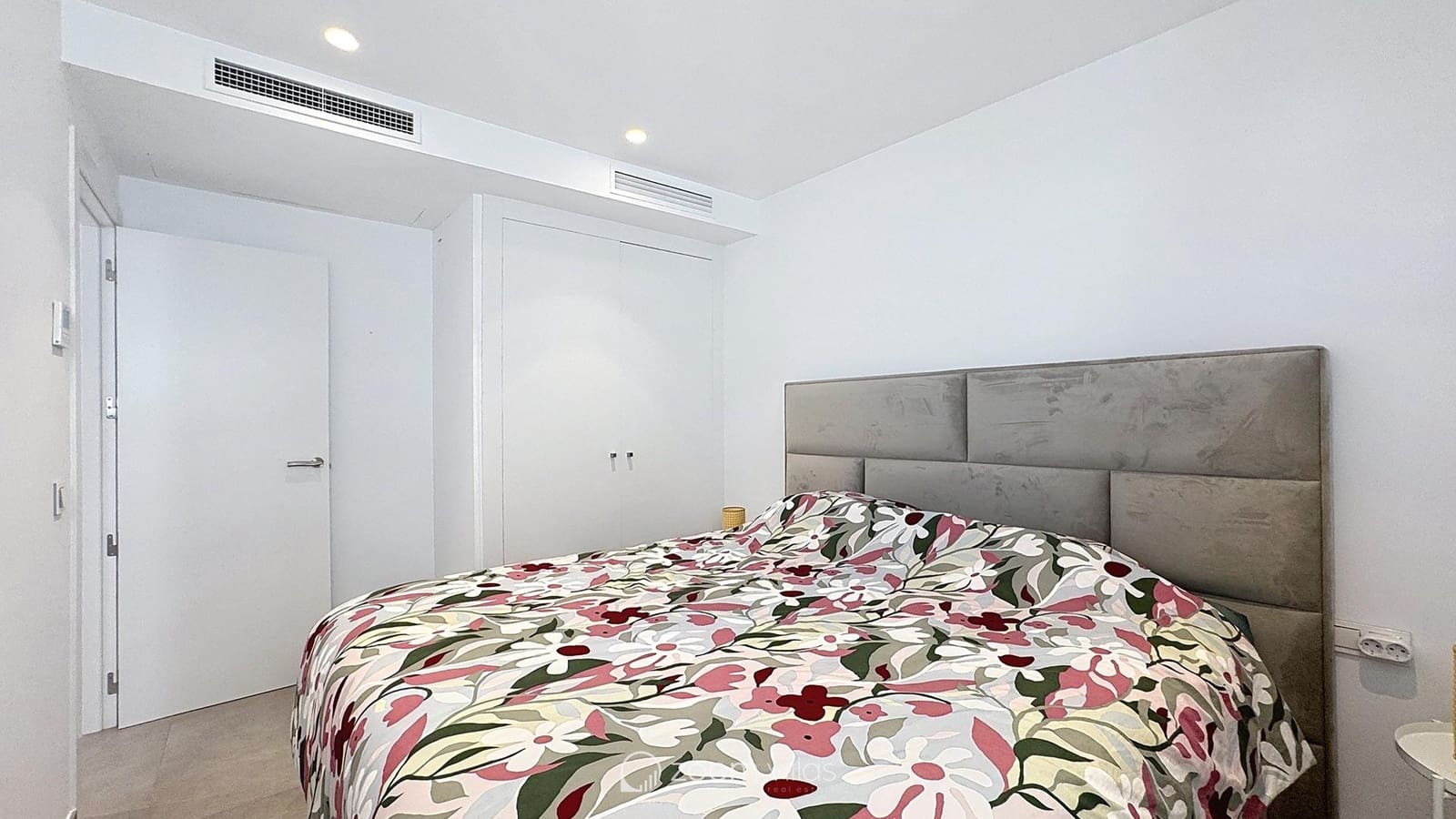 3 bedroom Villa for sale in Benitachell / Benitatxell with pool - € 1,350,000 (Ref: 9199412)