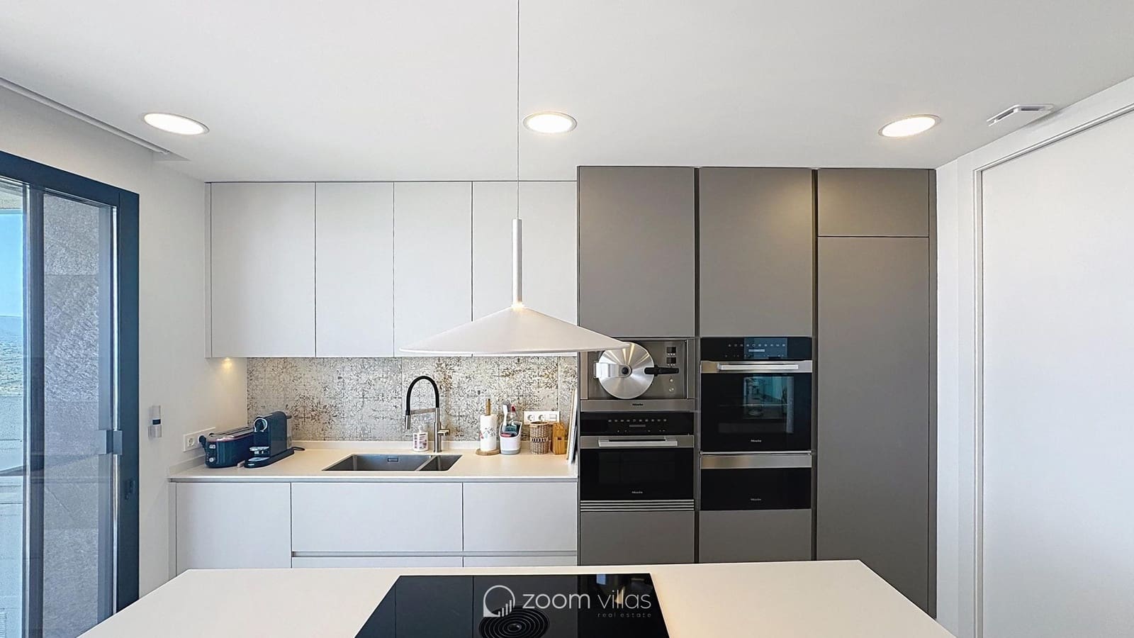 5 soverom Villa til salgs i Benitachell / Benitatxell med svømmebasseng - € 3 250 000 (Ref: 9199709)