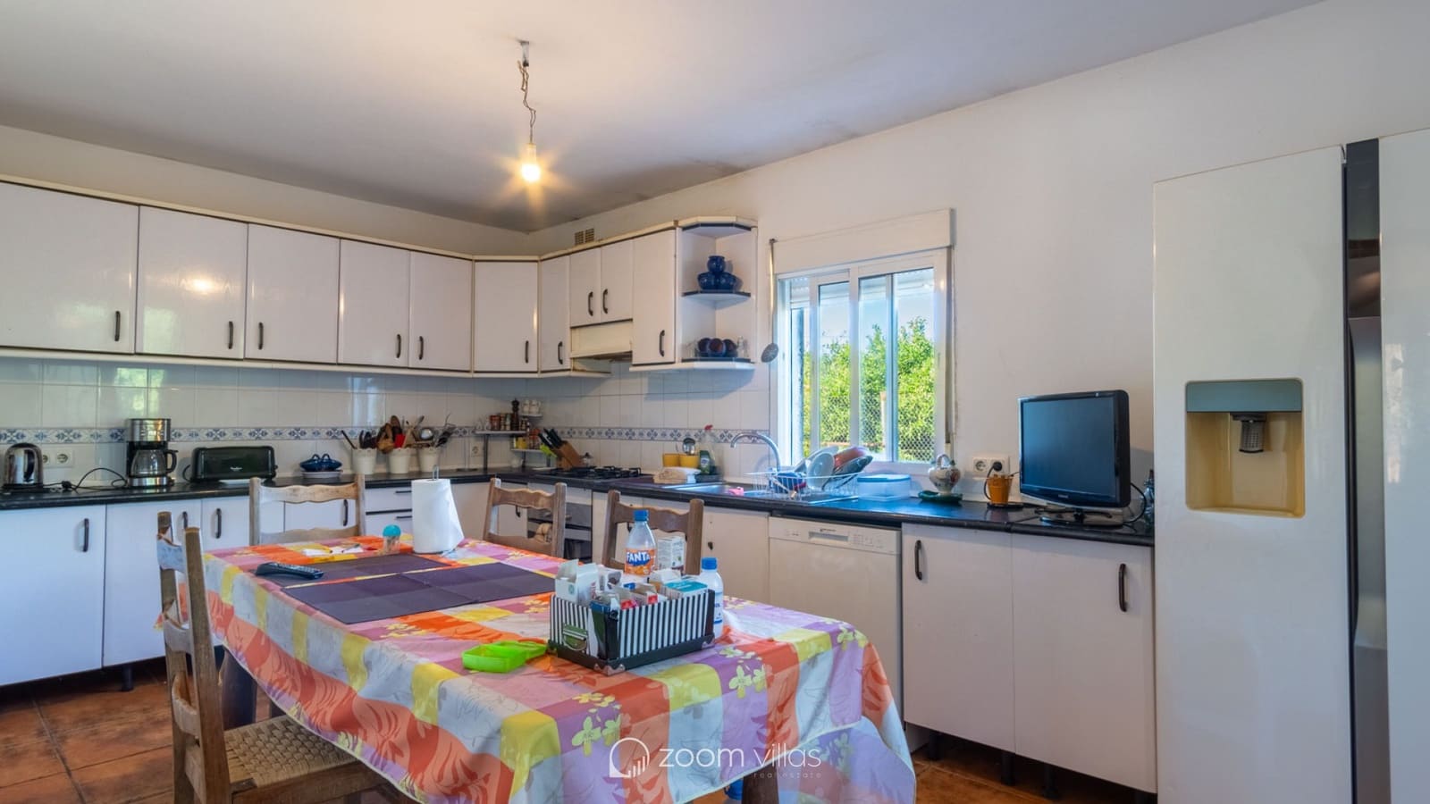 6 bedroom Villa for sale in Pedreguer with pool - € 732,000 (Ref: 9248847)