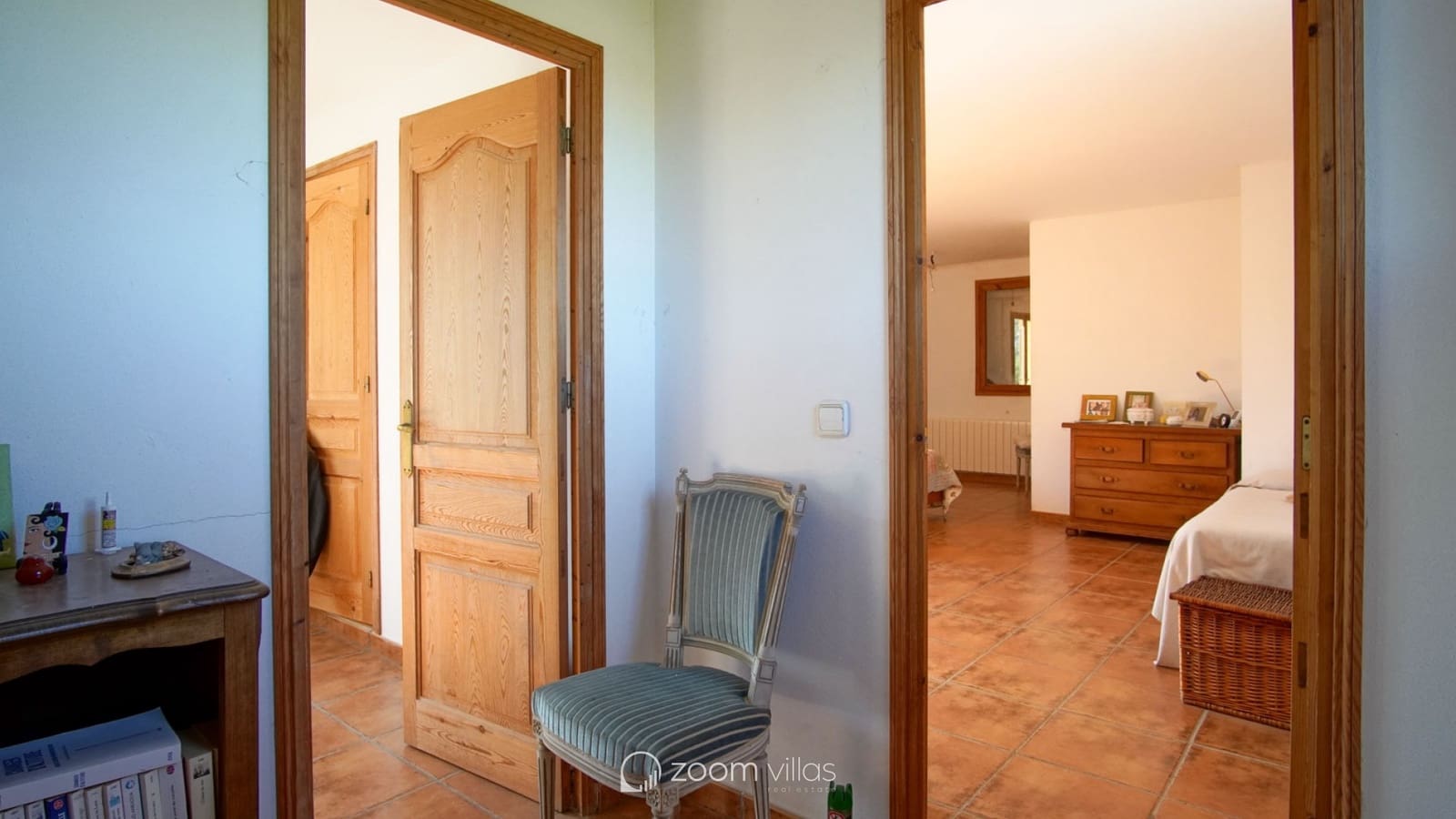 6 bedroom Villa for sale in Pedreguer with pool - € 732,000 (Ref: 9248847)