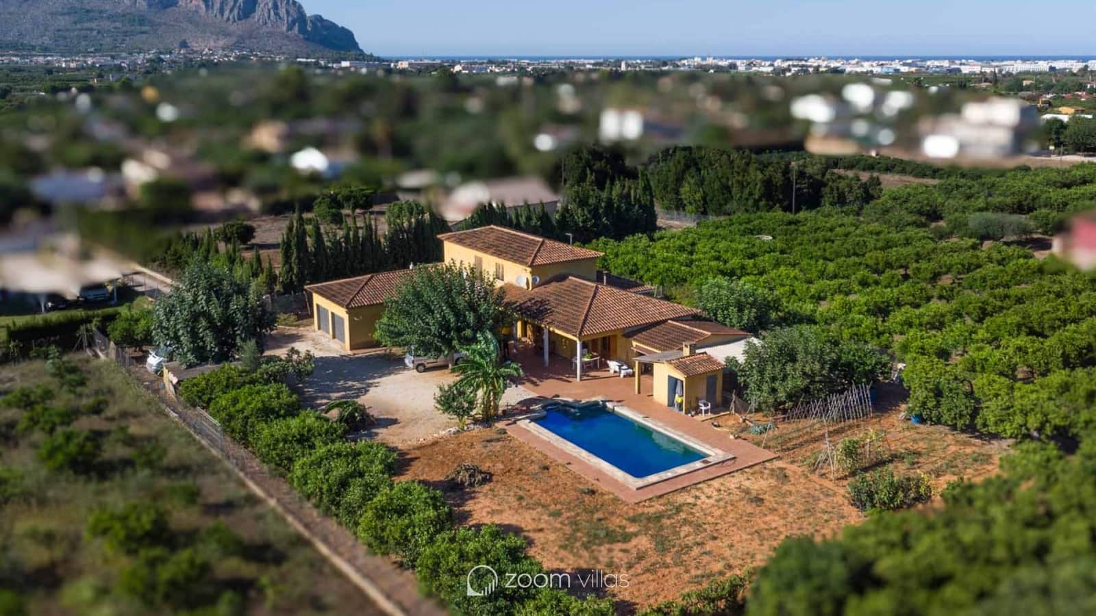 6 bedroom Villa for sale in Pedreguer with pool - € 732,000 (Ref: 9248847)