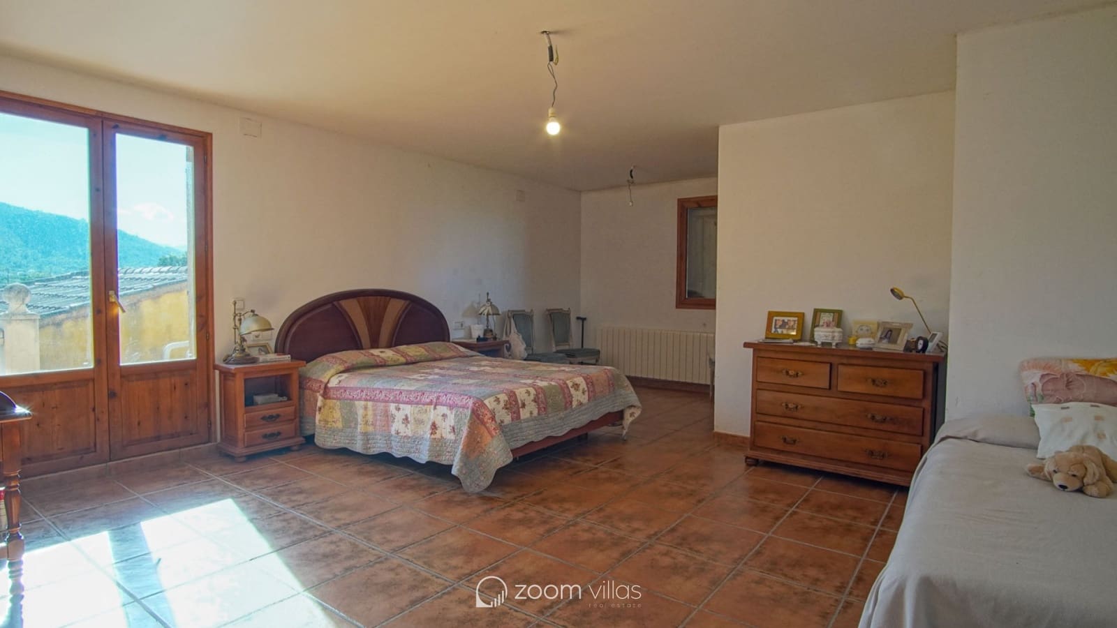 6 bedroom Villa for sale in Pedreguer with pool - € 732,000 (Ref: 9248847)