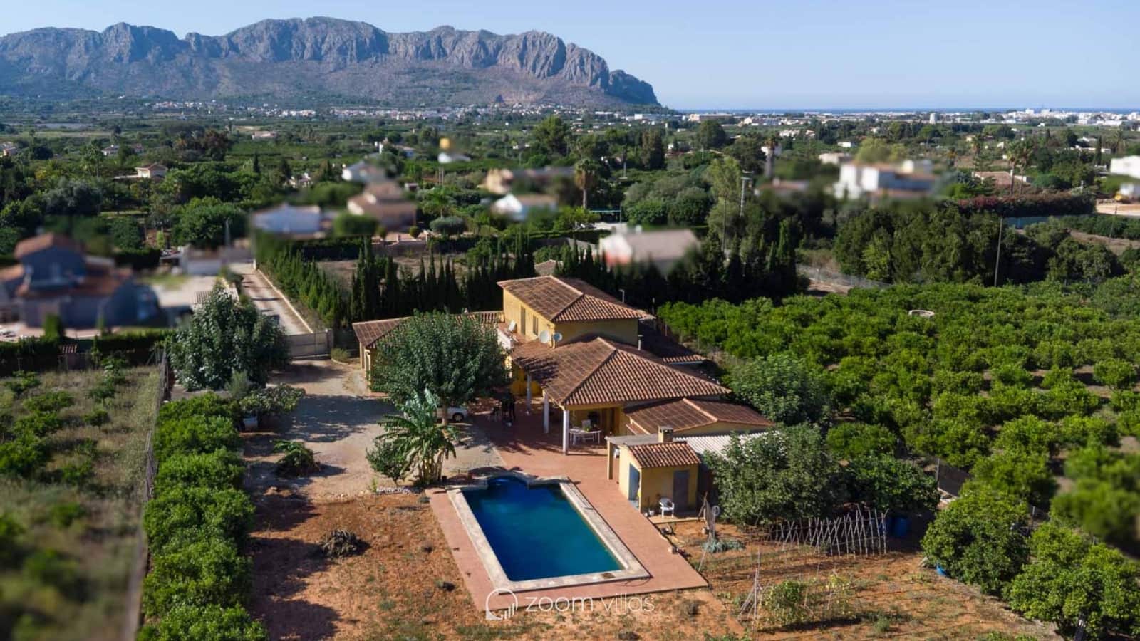 6 bedroom Villa for sale in Pedreguer with pool - € 732,000 (Ref: 9248847)