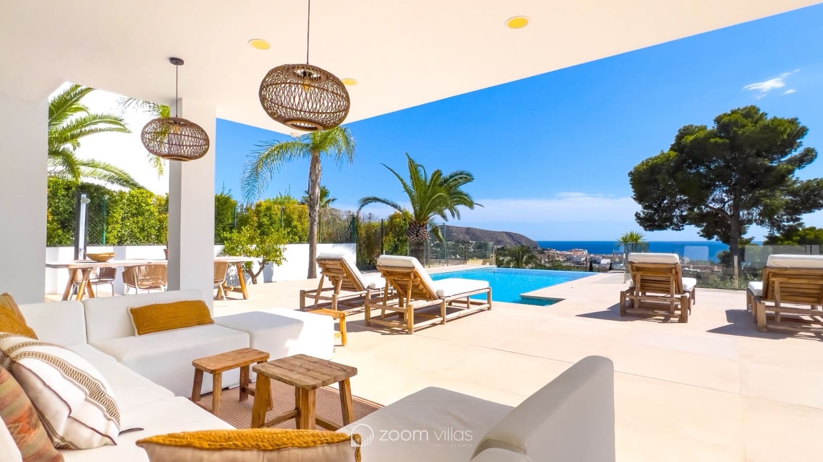 4 soveværelse Villa til salg i Moraira med swimmingpool - € 1.990.000 (Ref: 9252504)