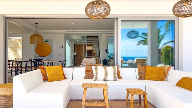 4 bedroom Villa for sale in Moraira, Teulada-Moraira with pool - € 1,990,000 (Ref: 9252504)