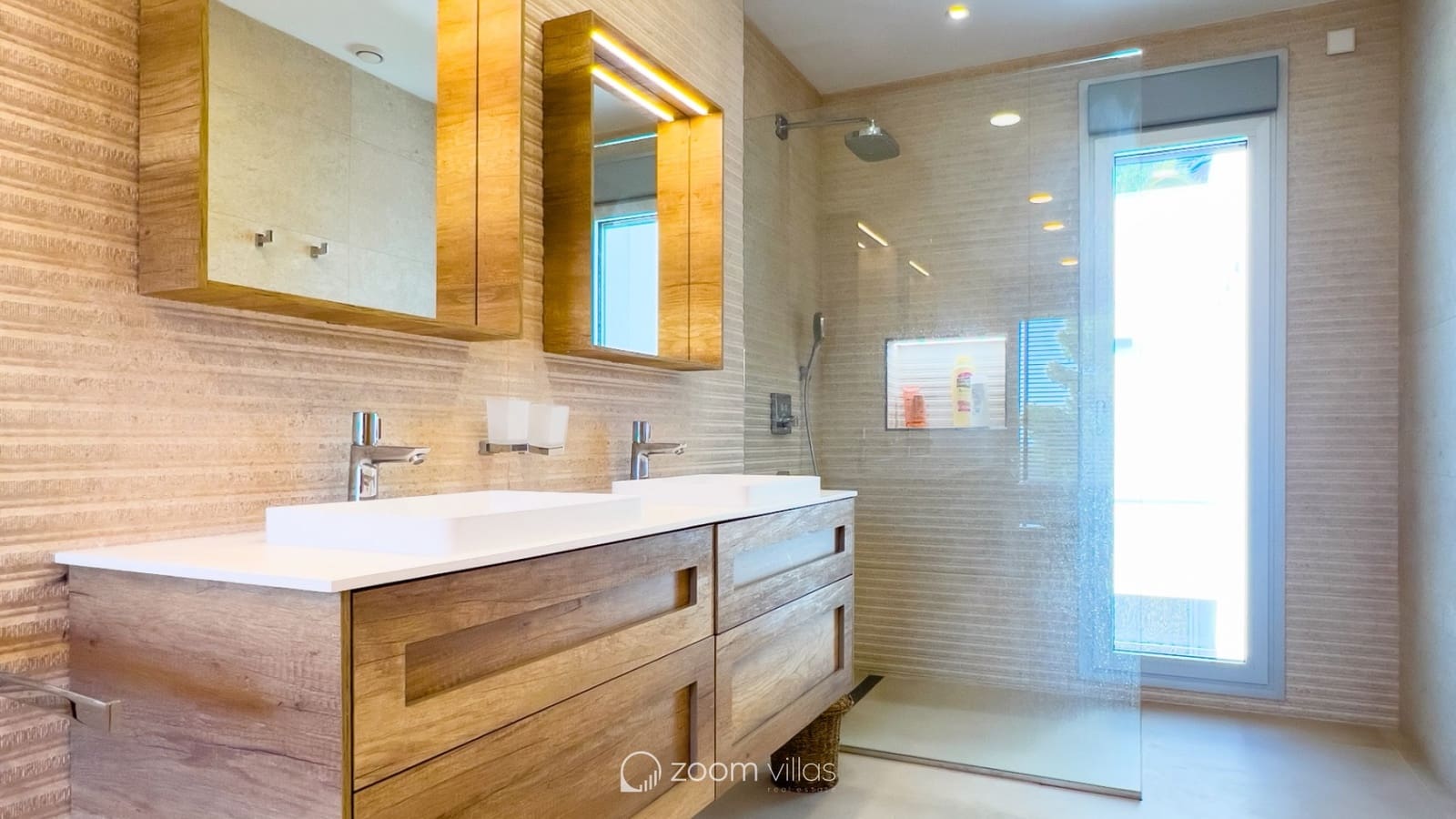 4 soveværelse Villa til salg i Moraira med swimmingpool - € 1.990.000 (Ref: 9252504)