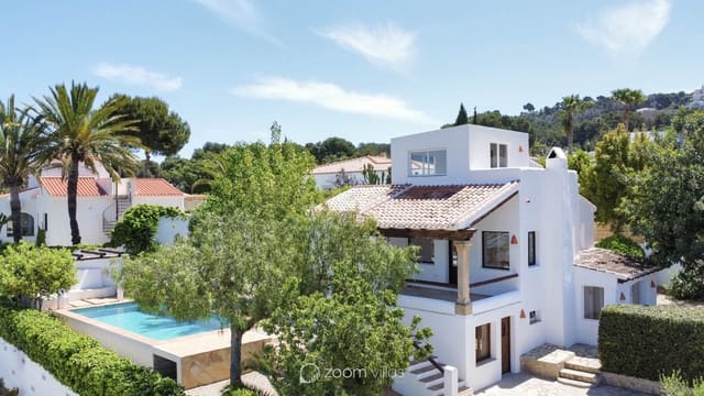 4 bedroom Villa for sale in Cap Martí - El Tossalet - Pinomar, Javea / Xàbia - € 790,000 (Ref: 9283064)