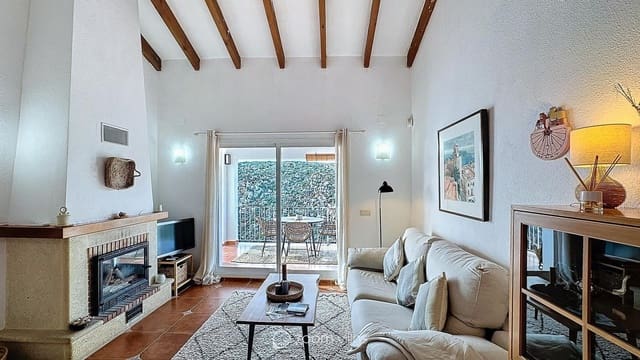 Chalet de 2 habitaciones en Benitachell / Benitatxell en venta con piscina - 335.000 € (Ref: 9311406)