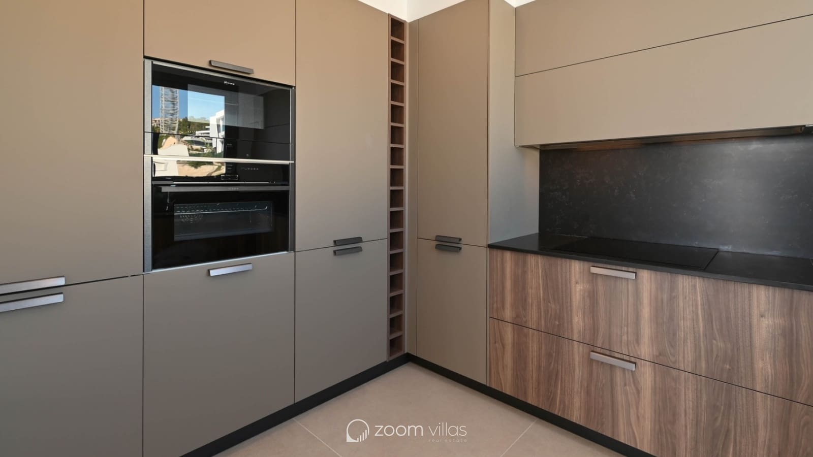 4 sypialnia Willa na sprzedaż w Calpe / Calp z basenem - 1 985 000 € (Ref: 9322791)