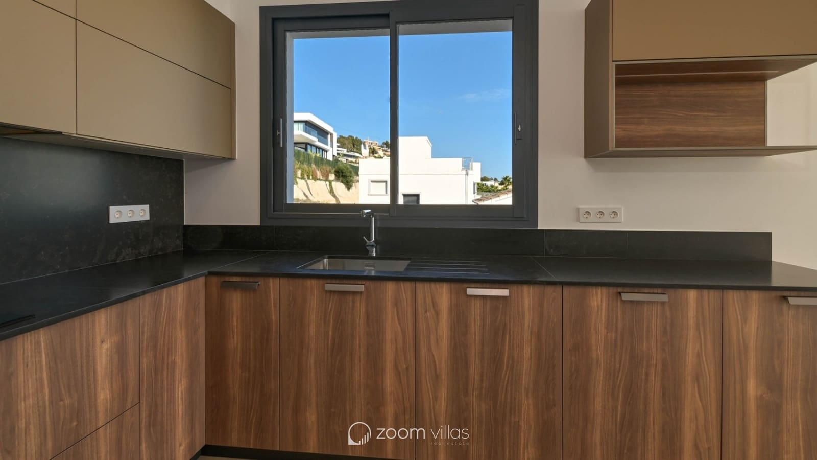 4 sypialnia Willa na sprzedaż w Calpe / Calp z basenem - 1 985 000 € (Ref: 9322791)