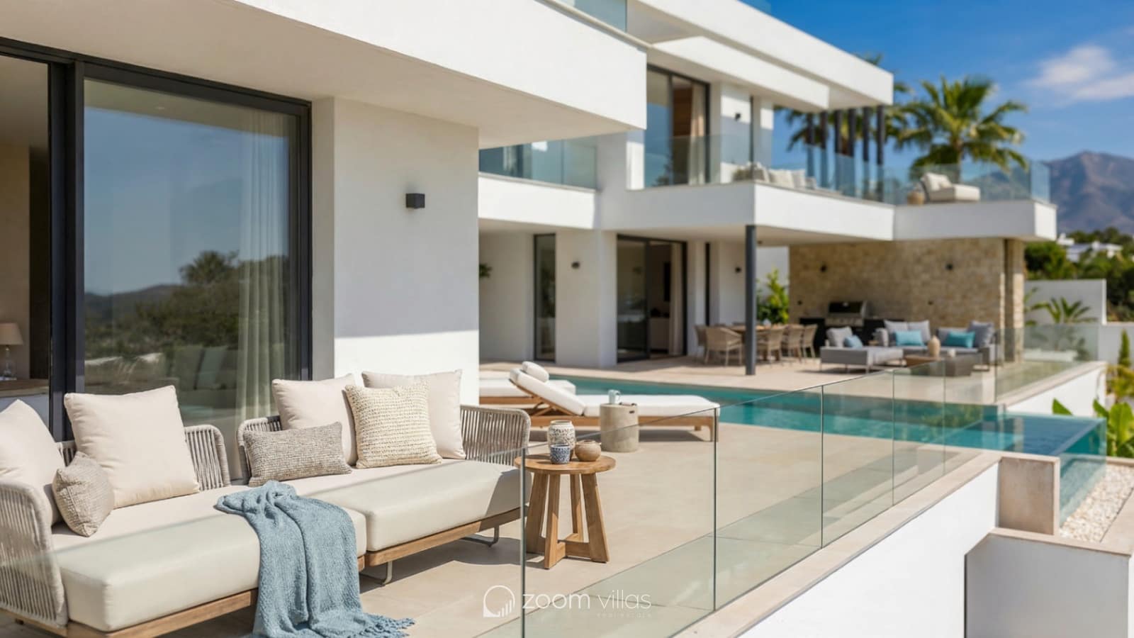 5 bedroom Villa for sale in Calpe / Calp with pool - € 1,890,000 (Ref: 9322813)