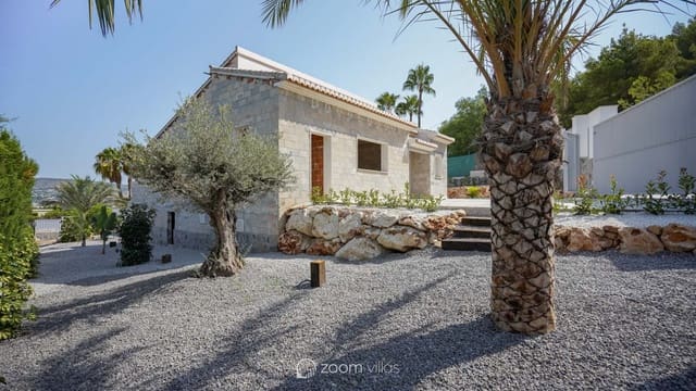 3 slaapkamer Villa te koop in Partides comunes - Adsubia, Javea / Xàbia met zwembad - € 1.190.000 (Ref: 9345763)