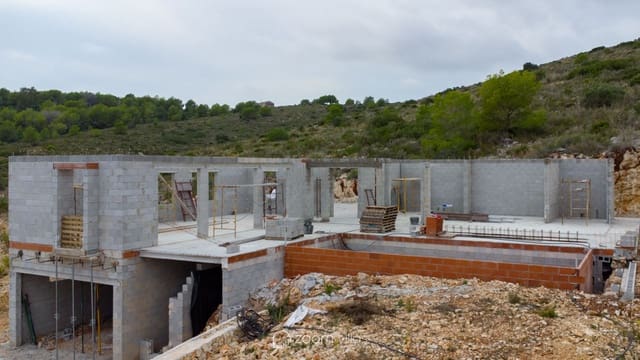 3 Zimmer Villa zu verkaufen in Benitachell / Benitatxell mit Pool - 850.000 € (Ref: 9345766)