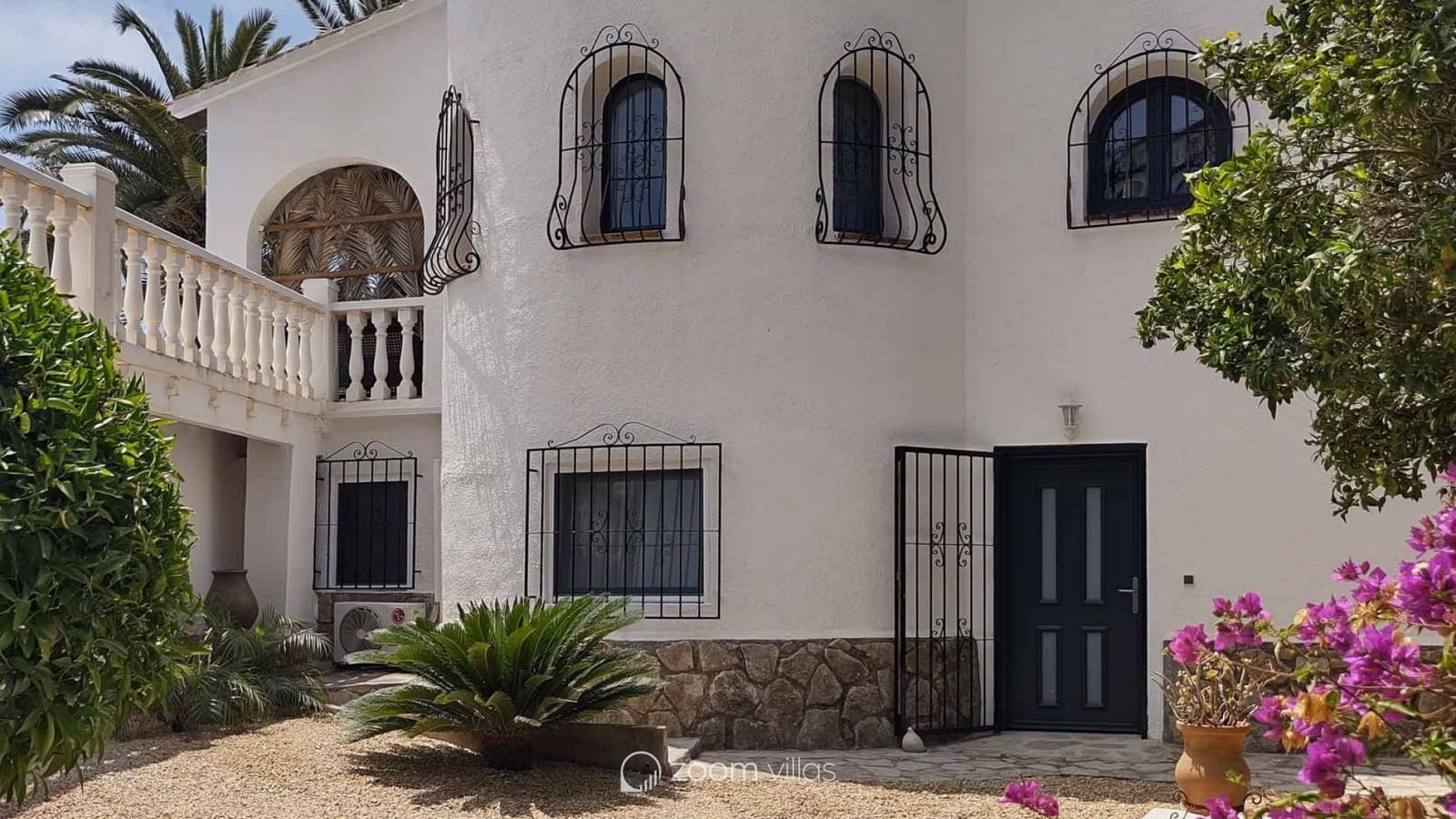 4 bedroom Villa for sale in Benissa - € 728,600 (Ref: 9357553)