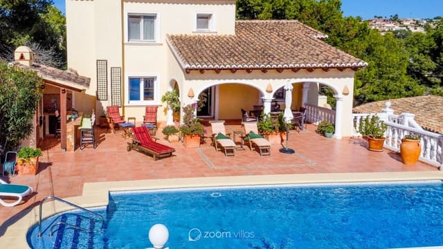 4 Zimmer Villa zu verkaufen in Benissa mit Pool - 795.000 € (Ref: 9359814)